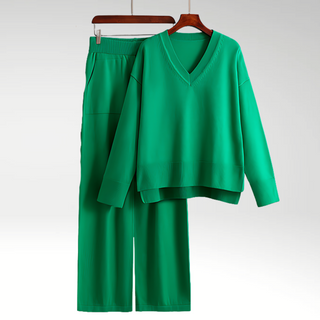 Varel | Completo di lusso a due pezzi con scollo a V