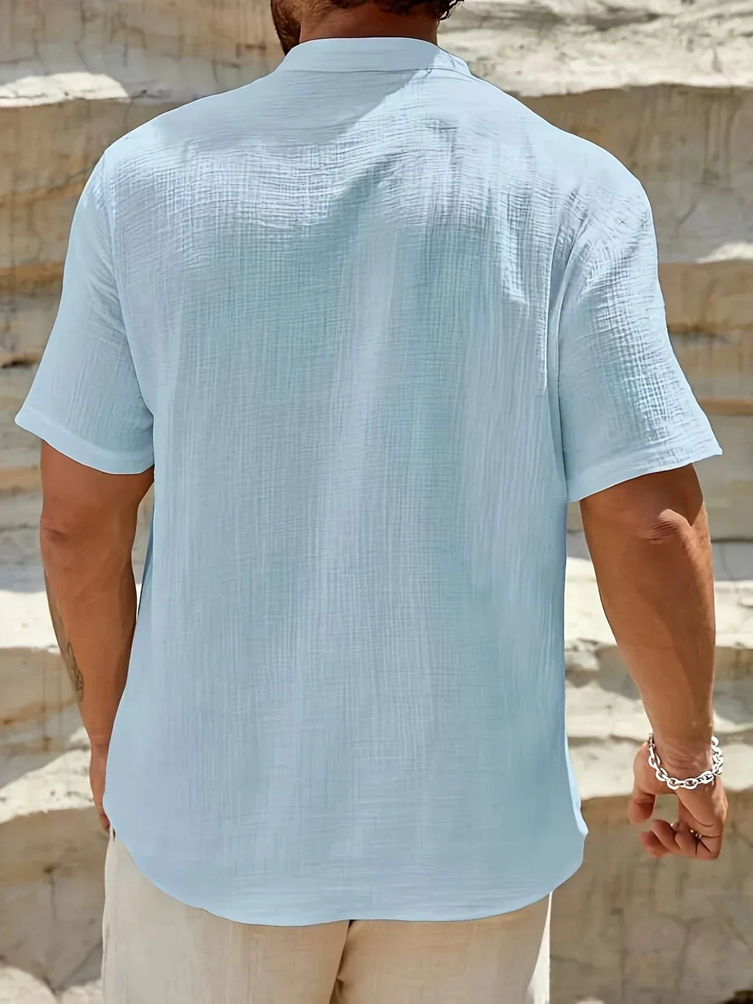 Camisa de verano elegante de cuello alto
