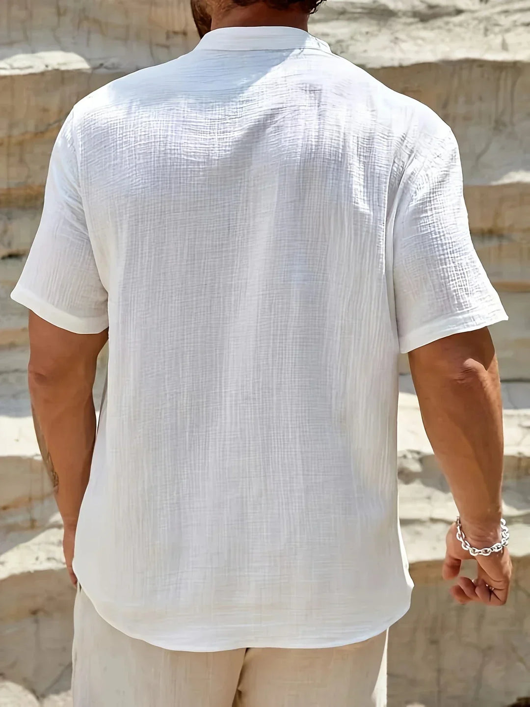 Camisa de verano elegante de cuello alto