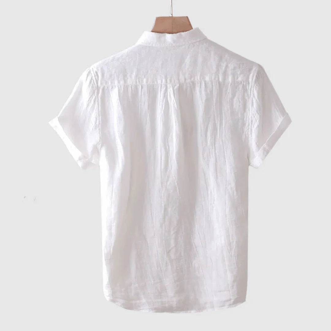 Camisa elegante de manga corta con botones
