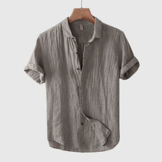 Camisa elegante de manga corta con botones
